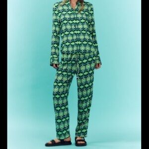 Zara Women’s Patterned Green Set